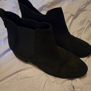Tom suedue black booties